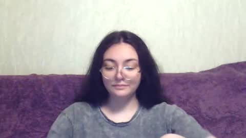 missis mona online show from 9, 6, 2026