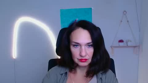 Christina online show from 18, 12, 2025