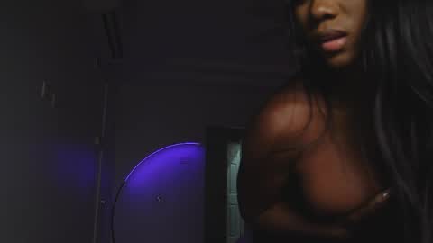 Snapshot of missksavage chatting on 30, 4, 2026 Miss K online show from 30, 4, 2026