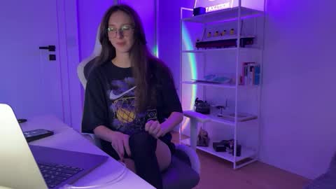 Snapshot of misslalii chatting on 30, 9, 2025 misslalii online show from 30, 9, 2025