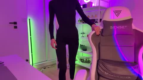 Snapshot of misslalii chatting on 7, 11, 2025 misslalii online show from 7, 11, 2025