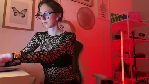 Snapshot of misslalii chatting on 15, 5, 2026 misslalii online show from 15, 5, 2026