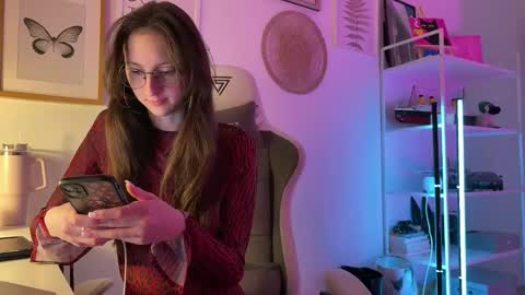 Snapshot of misslalii chatting on 28, 5, 2026 misslalii online show from 28, 5, 2026