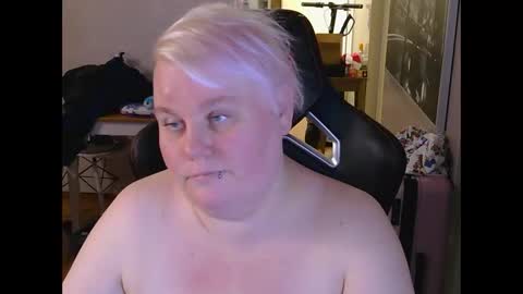 Snapshot of misslj90 chatting on 1, 6, 2026 misslj90 online show from 1, 6, 2026