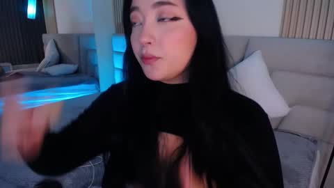 Snapshot of missloise chatting on 5, 12, 2025 Miss Loise online show from 5, 12, 2025