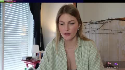 Snapshot of misslucci chatting on 6, 1, 2025 Misslucci online show from 6, 1, 2025