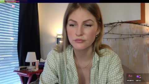 Snapshot of misslucci chatting on 7, 1, 2025 Misslucci online show from 7, 1, 2025