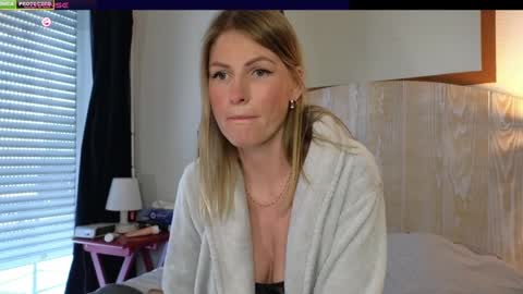 Snapshot of misslucci chatting on 7, 2, 2025 Misslucci online show from 7, 2, 2025