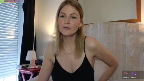 Snapshot of misslucci chatting on 17, 2, 2025 Misslucci online show from 17, 2, 2025