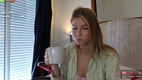 Snapshot of misslucci chatting on 1, 3, 2025 Misslucci online show from 1, 3, 2025