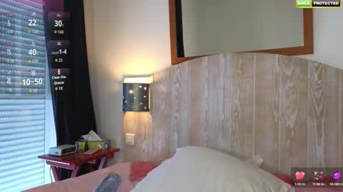 Snapshot of misslucci chatting on 17, 9, 2025 Misslucci online show from 17, 9, 2025