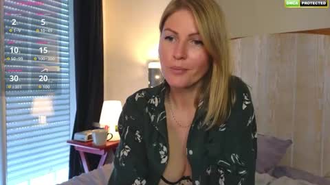 Snapshot of misslucci chatting on 17, 10, 2025 Misslucci online show from 17, 10, 2025