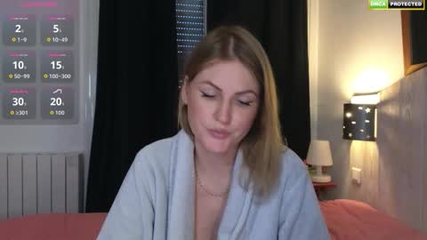 Snapshot of misslucci chatting on 11, 11, 2025 Misslucci online show from 11, 11, 2025