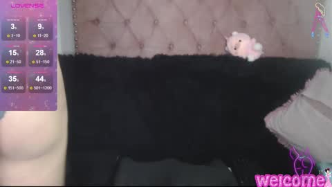 Snapshot of misslucyy1 chatting on 6, 3, 2025 luccy online show from 6, 3, 2025