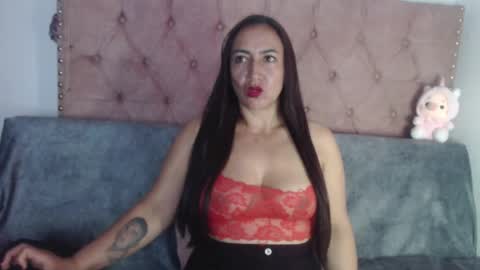 Snapshot of misslucyy1 chatting on 21, 9, 2025 luccy online show from 21, 9, 2025