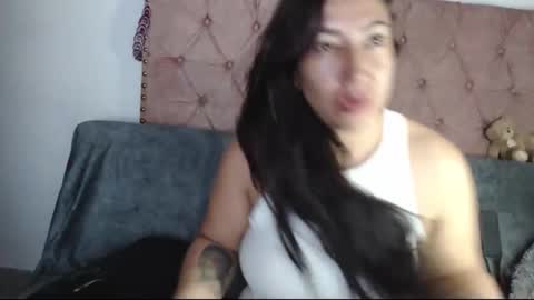 Snapshot of misslucyy1 chatting on 15, 2, 2026 luccy online show from 15, 2, 2026