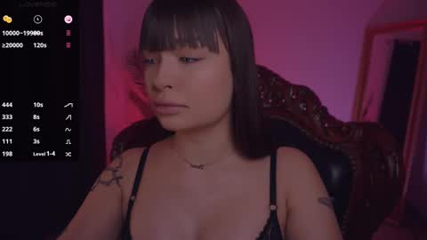 LUXXANDRA online show from 12, 2, 2025