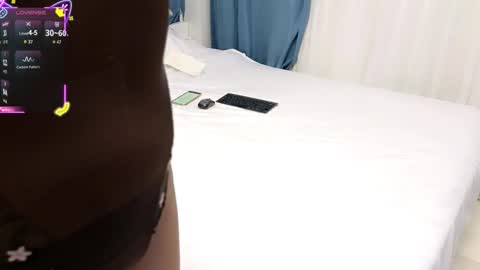 Snapshot of missmiamor chatting on 4, 10, 2025 Mia online show from 4, 10, 2025