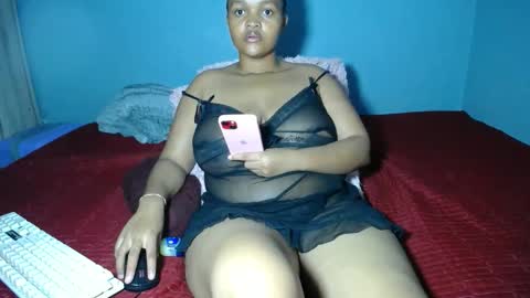 Snapshot of missmimmi69 chatting on 6, 5, 2026 mimmi online show from 6, 5, 2026