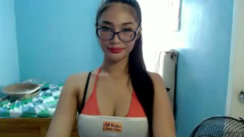 missminervaa online show from 5, 7, 2026