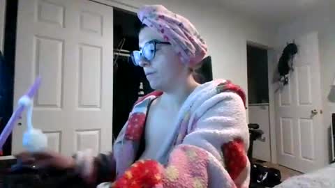 MissMona online show from 21, 4, 2026