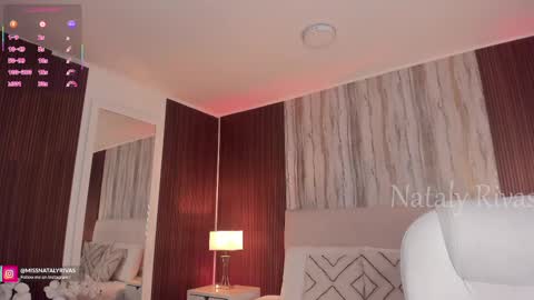 Nataly Rivas online show from 17, 9, 2025