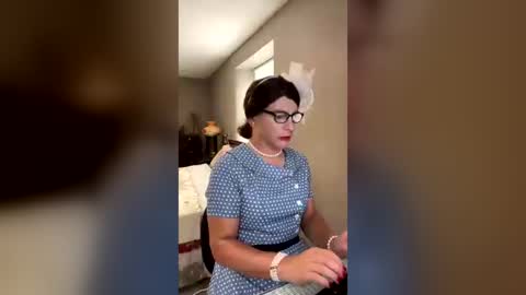 Nicole Smith online show from 22, 7, 2026