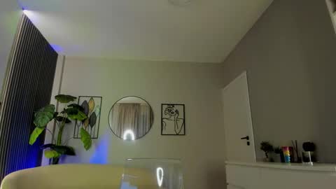 Miss Obsidian online show from 19, 2, 2026