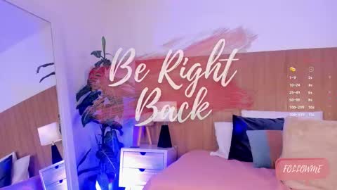 Emma Prada online show from 11, 9, 2025