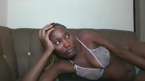 pretty gal online show from 26, 9, 2025