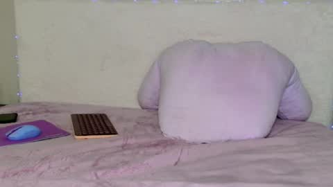 Rose  online show from 22, 4, 2026