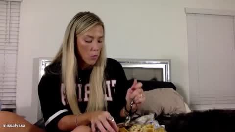 Alyssa online show from 11, 6, 2026
