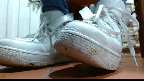 TELL ME MISS online show from 3, 10, 2025