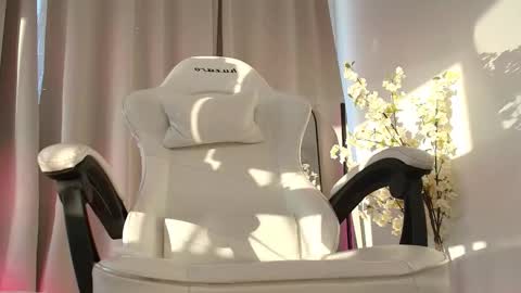 Medussa online show from 13, 3, 2026