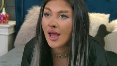 Medussa online show from 6, 4, 2026