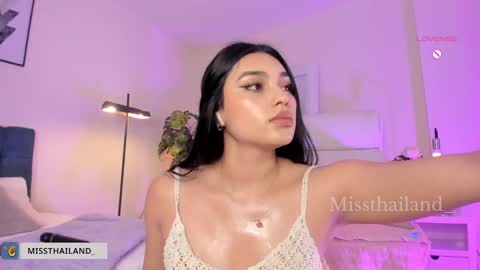 Fernanda Davila online show from 15, 1, 2025