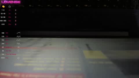 Snapshot of missvalery1 chatting on 18, 12, 2024 missvalery1 online show from 18, 12, 2024