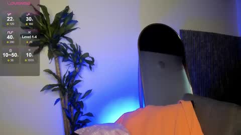 Snapshot of missvalery1 chatting on 9, 1, 2025 missvalery1 online show from 9, 1, 2025