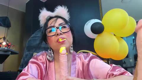 Victoria  online show from 26, 9, 2025