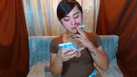 Snapshot of missviolet11 chatting on 1, 12, 2025 SweetViolet online show from 1, 12, 2025