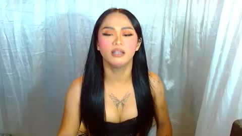Snapshot of missviolet11 chatting on 21, 5, 2026 SweetViolet online show from 21, 5, 2026