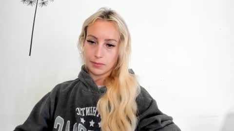 Missy matrix online show from 18, 12, 2025