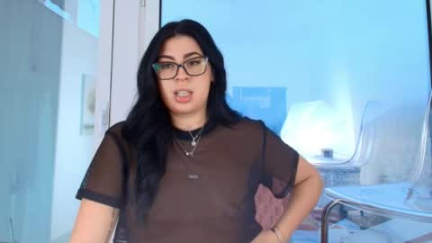 missyscarlet online show from 22, 4, 2026