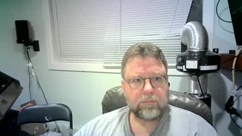 Mr. Happy online show from 10, 1, 2025