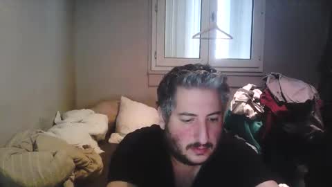 Snapshot of misterbelled chatting on 17, 12, 2025 misterbelled online show from 17, 12, 2025