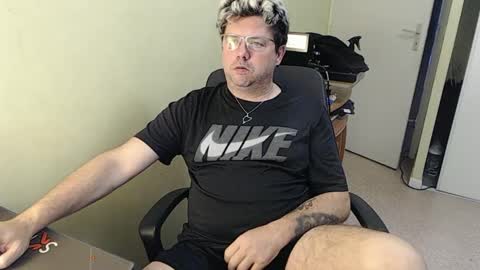 mistercoeur online show from 10, 1, 2025