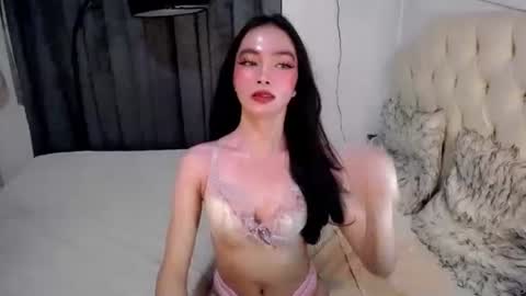 CRISHA  online show from 18, 4, 2026