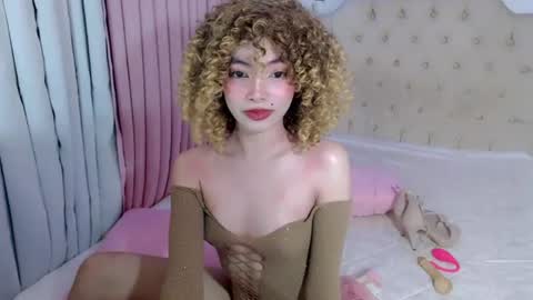 CRISHA  online show from 22, 6, 2026