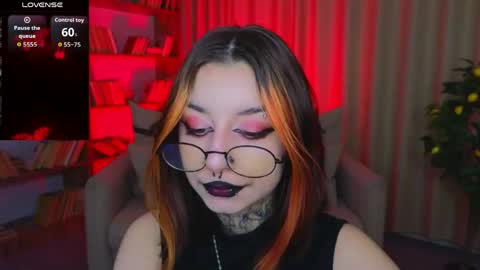 Snapshot of mistress__marcelline chatting on 29, 4, 2026 Marcelline online show from 29, 4, 2026