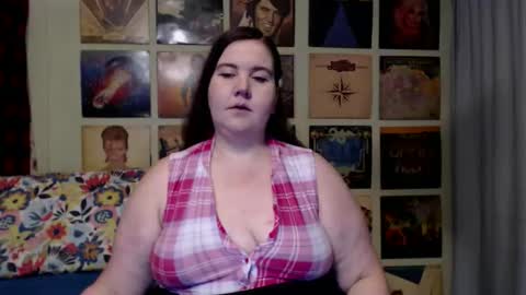 mistress_hailey online show from 23, 4, 2026